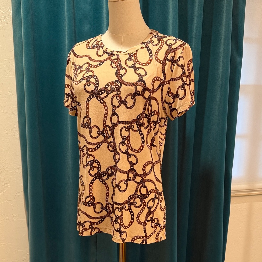 L'AGENCE Cream and Black Chain Print Short Sleeve Top
